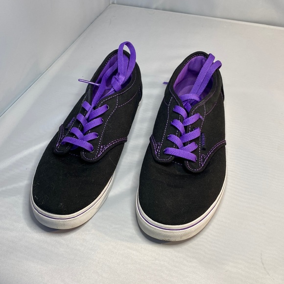 Vans Purple and Black Low Top Sneakers Size 5.5 - Picture 2 of 11